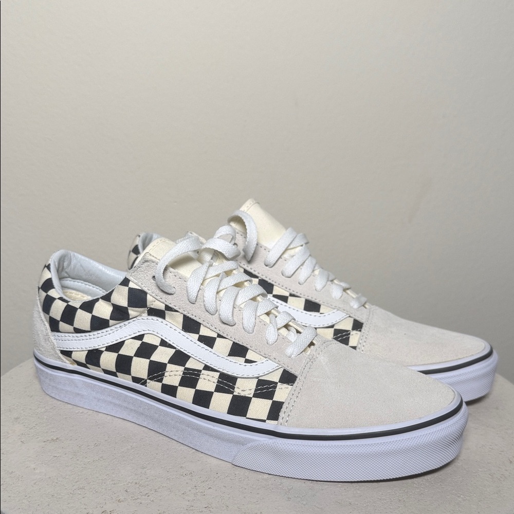 Vans Men's Black and Cream Checkerboard Sneakers w/Suede Toe Box(New no box)